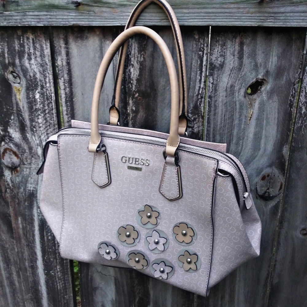 Guess Light Pink Flower Handbag - Picture 3 of 6